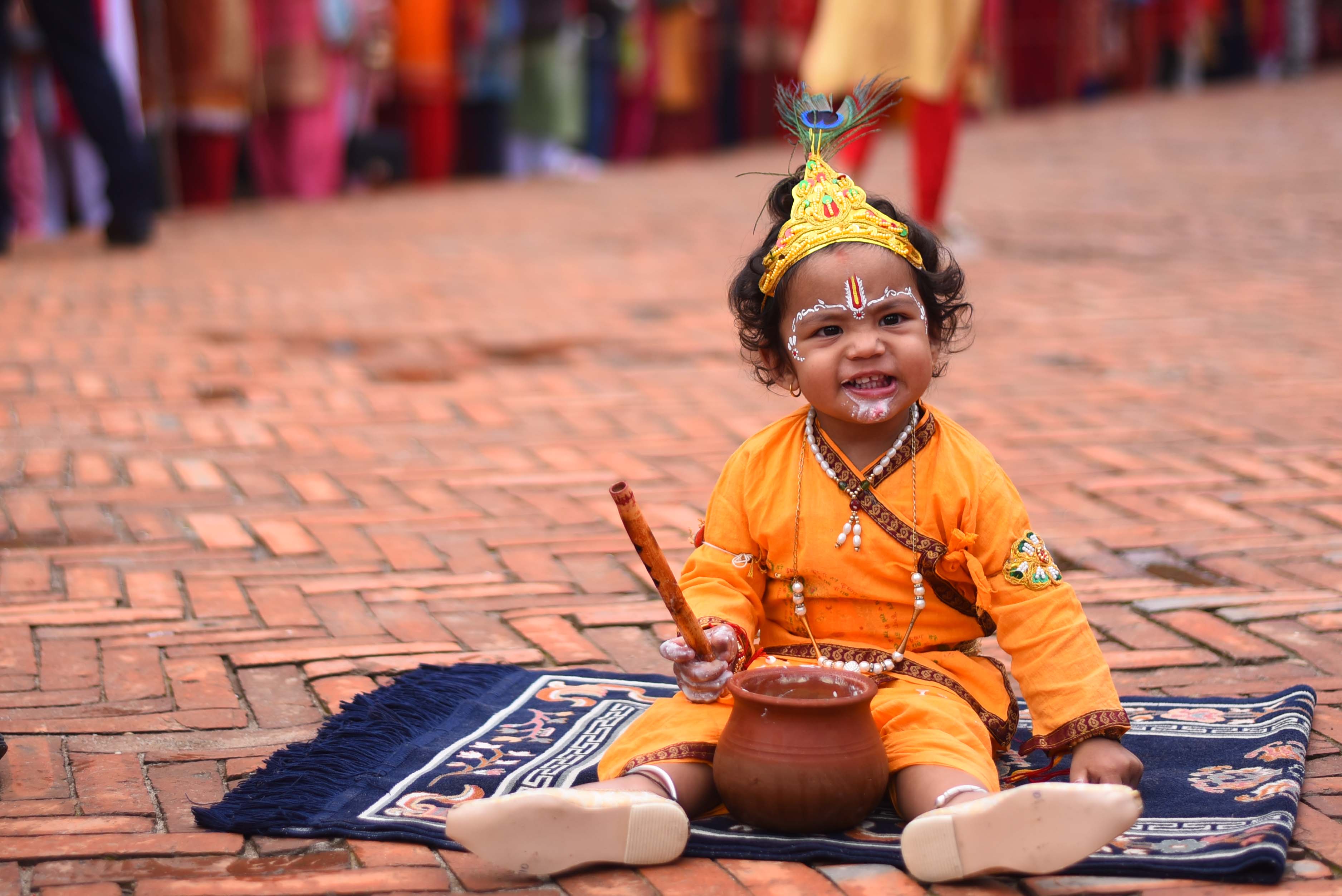 आज कृष्णाष्टमी, भक्तिमा रमाउँदै दर्शनार्थी (तस्बिरहरु)